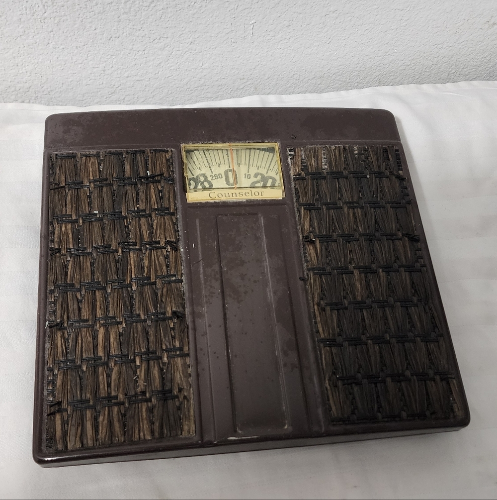 Vintage Brown Bathroom Scale
